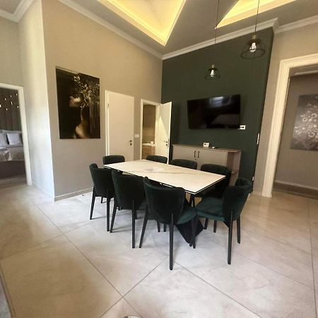 بودابست Orangehomes High Class 4 Bedroom Apartment المظهر الخارجي الصورة